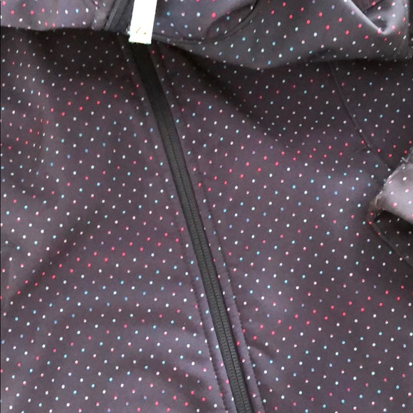 Softshell - Picture 2 of 2